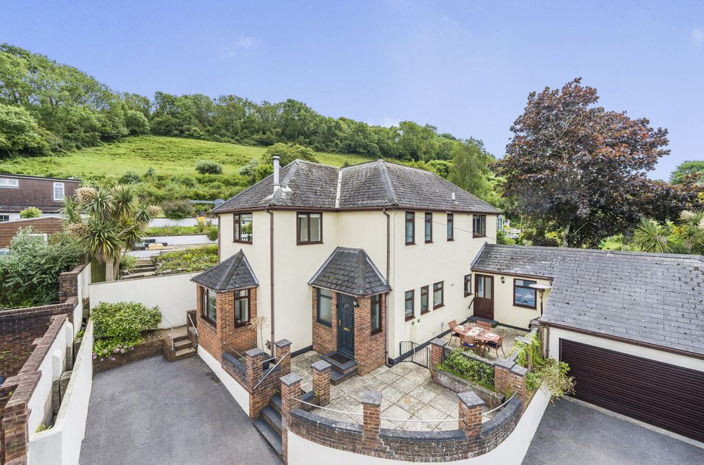 Property photo 1 of 38 1137079 (3)E.Jpg