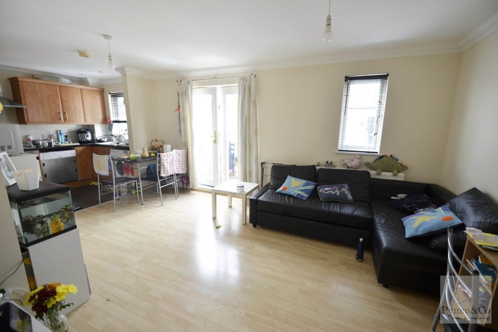 Property photo 3 of 7