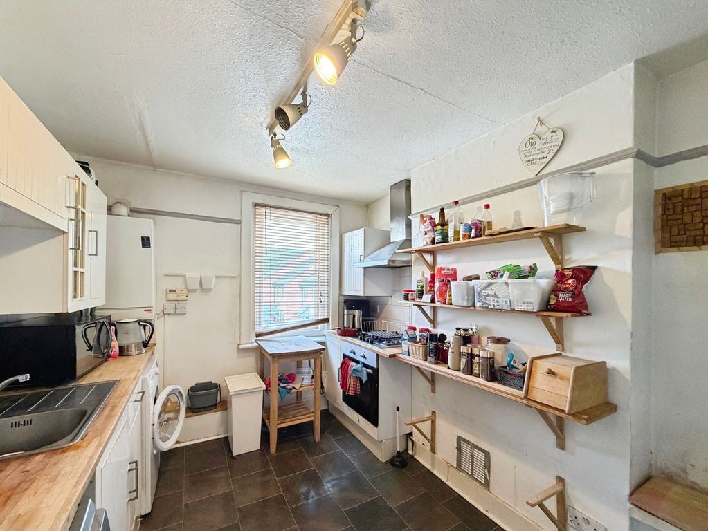 Property photo 3 of 7 Pbox-Img.Jpg