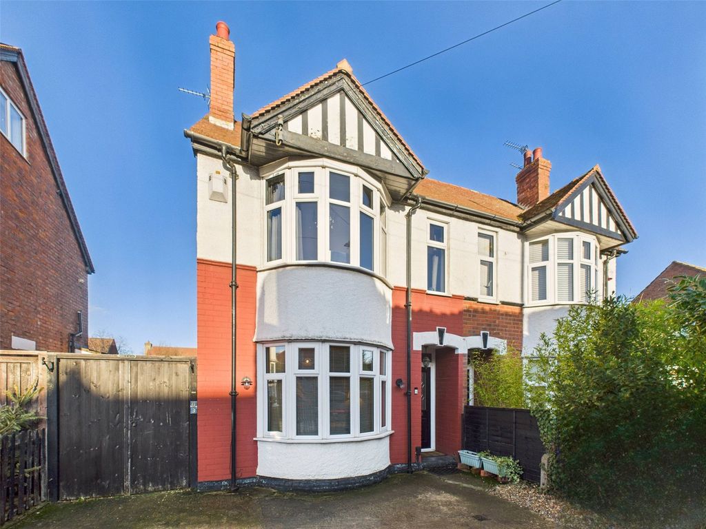 Property photo 1 of 24 Picture No. 16