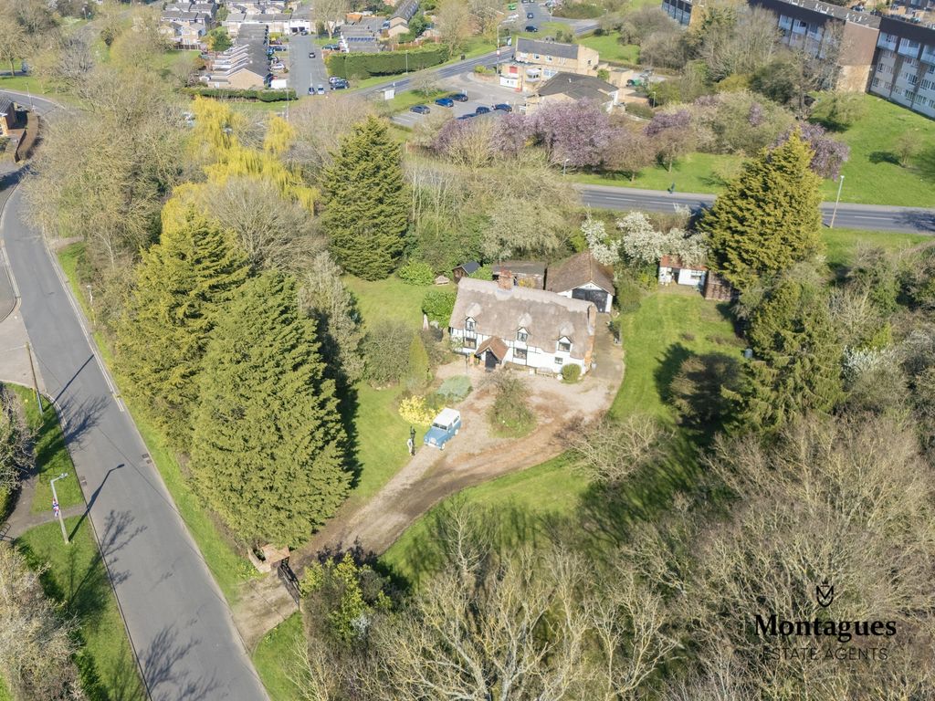 Property photo 2 of 33 Photo 32