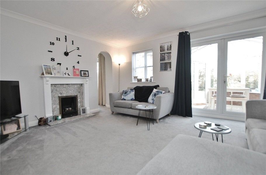 Property photo 3 of 11