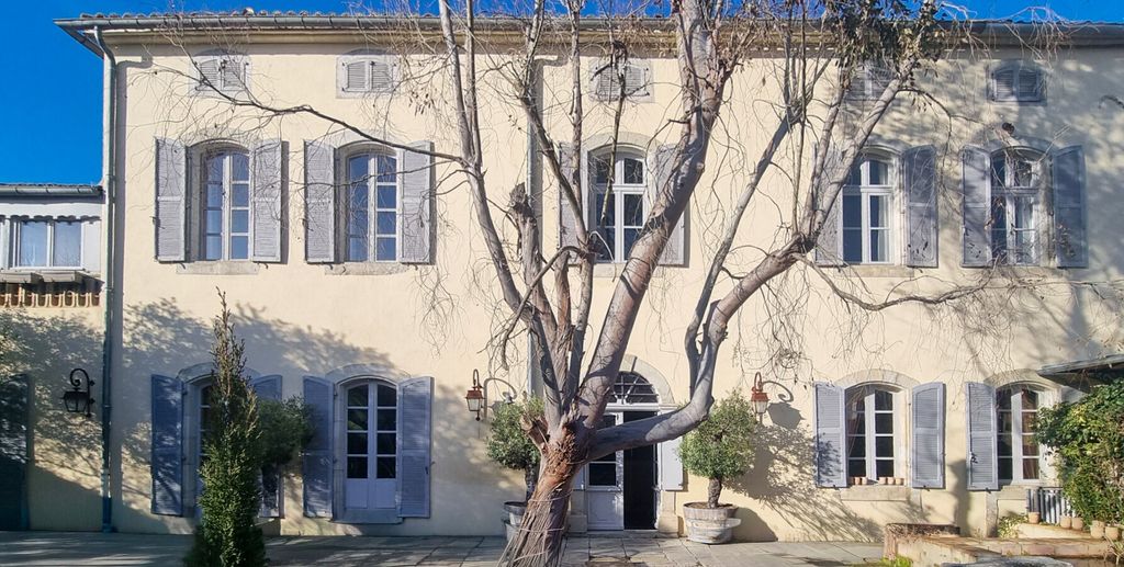 Property photo 2 of 31