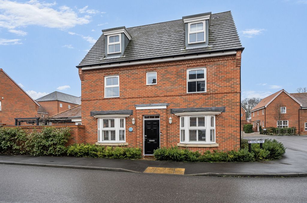 Property photo 1 of 23 1394973-2-695F836...