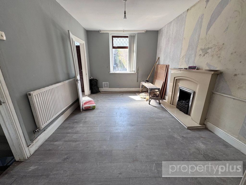 Property photo 3 of 14 Picture No. 14