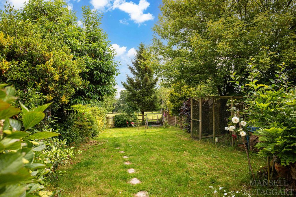 Property photo 3 of 24