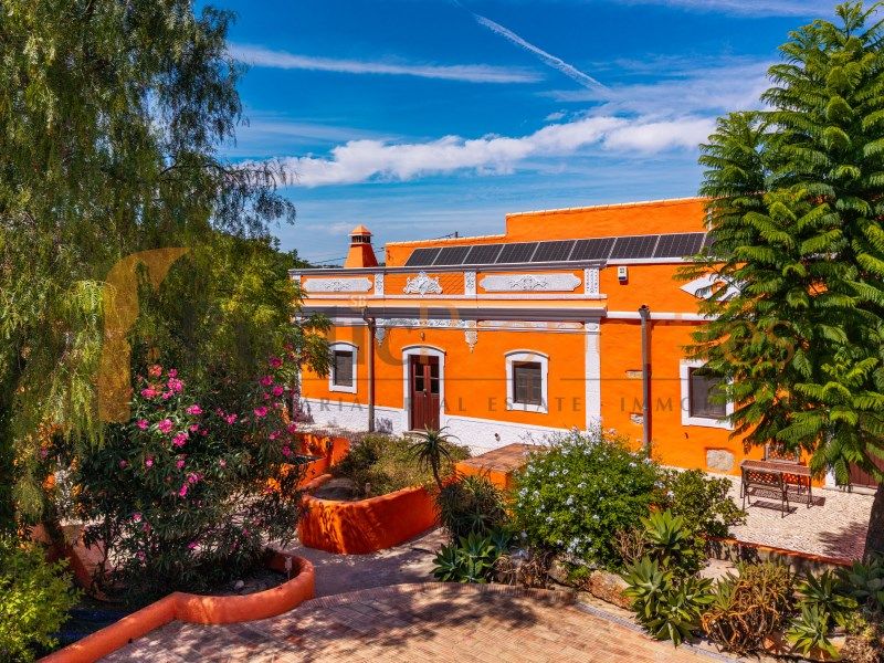 Property photo 2 of 45