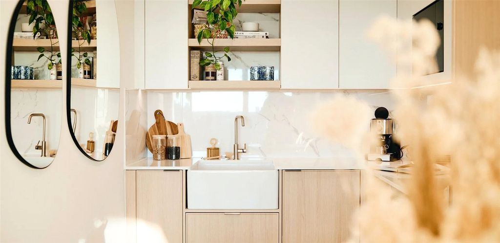 Property photo 2 of 17 Picture No. 23