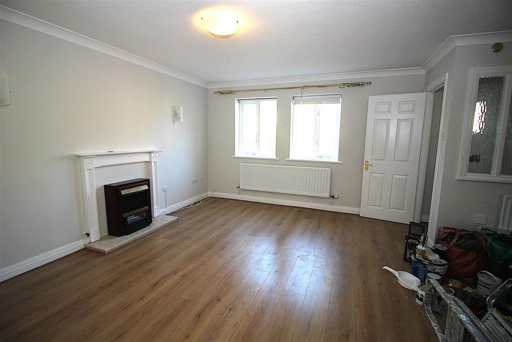 Property photo 3 of 16 Img_2819-Louisgeekompc.Jpg