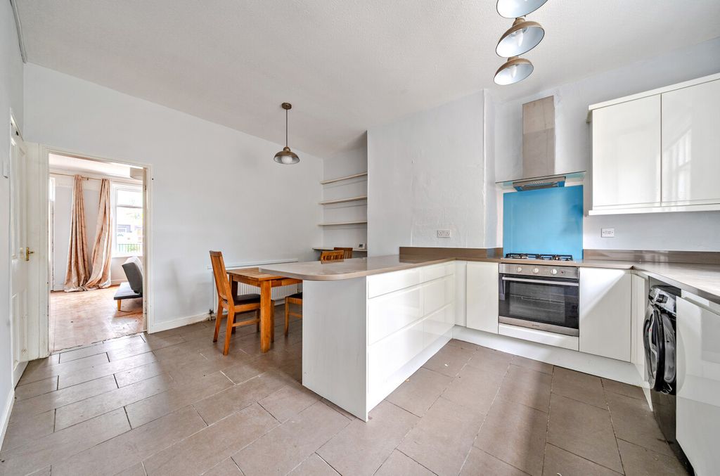 Property photo 3 of 23 Dining Kitchen