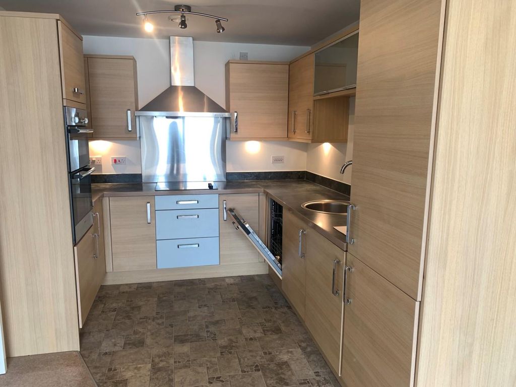 Property photo 2 of 9 Kitchen.Jpg