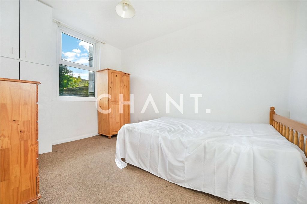 Property photo 2 of 11 Picture No. 07