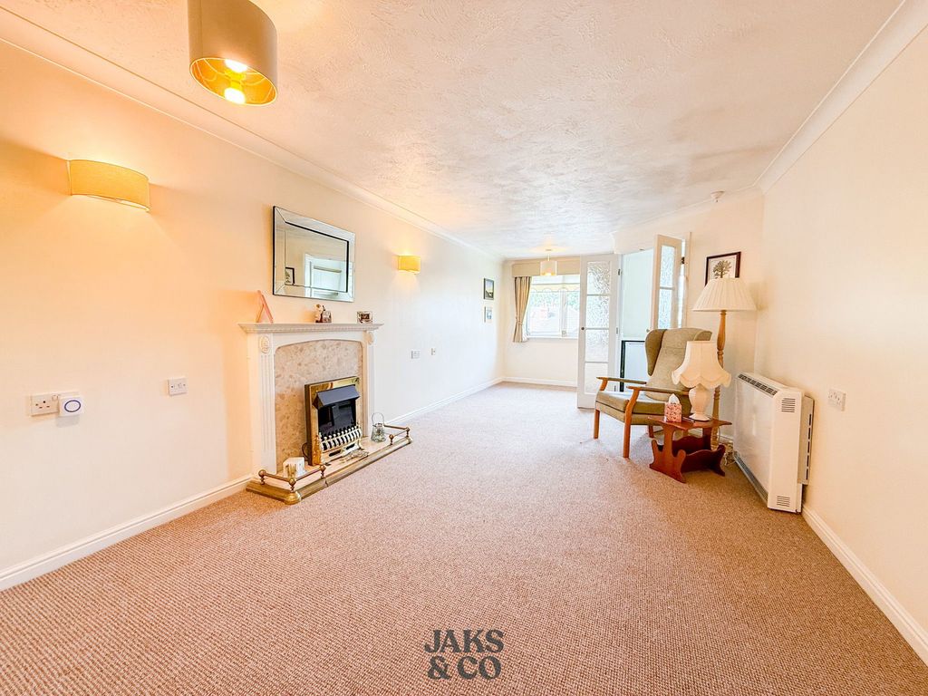 Property photo 2 of 23
