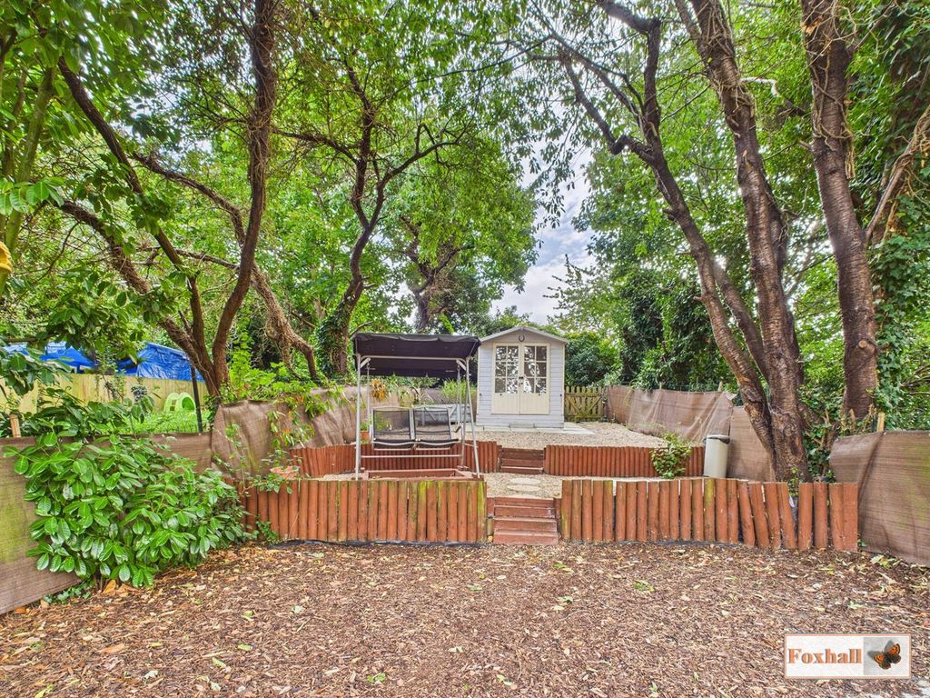 Property photo 3 of 19 Outside