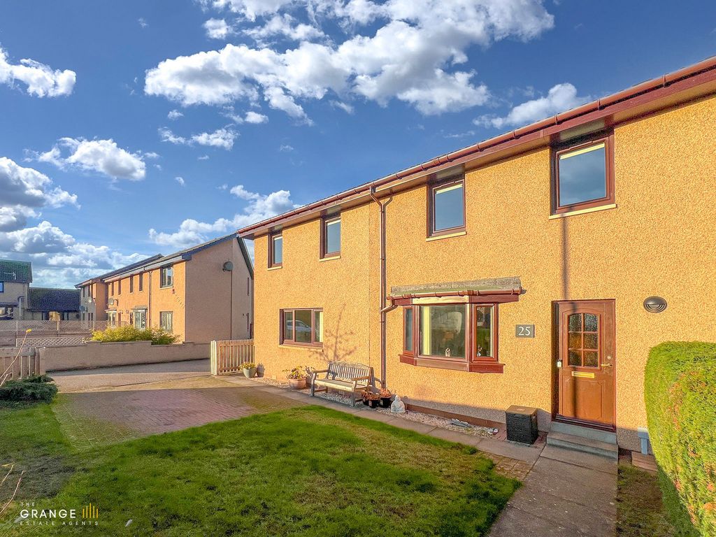 Property photo 2 of 31