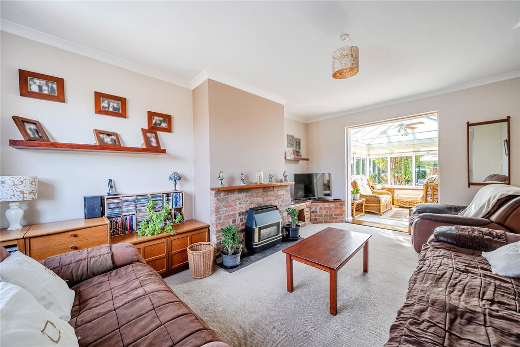 Property photo 3 of 16 Picture No. 03