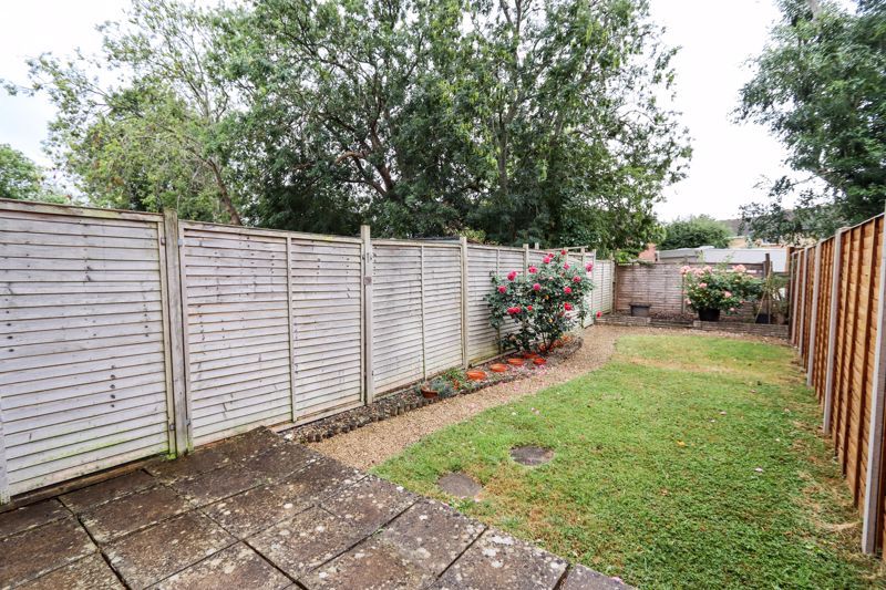 Property photo 3 of 9 Garden