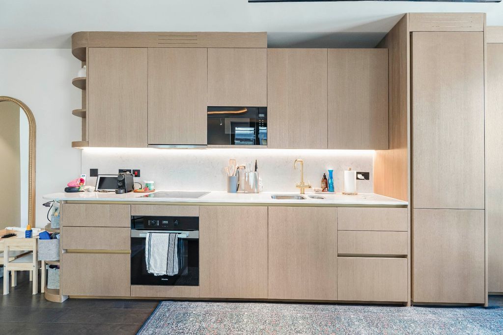 Property photo 3 of 15 Kitchen
