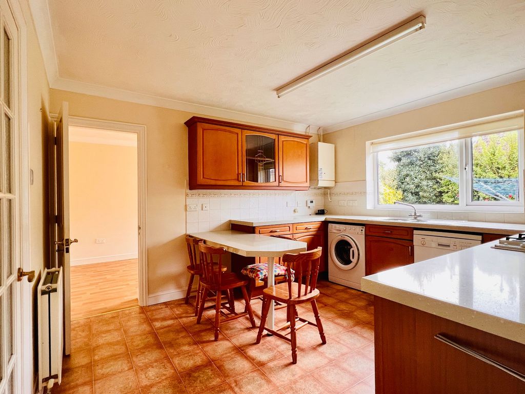 Property photo 3 of 20