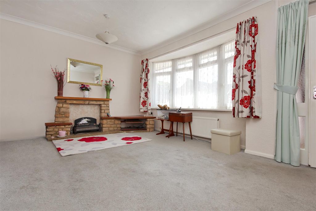 Property photo 2 of 13 Img_6184.Jpg