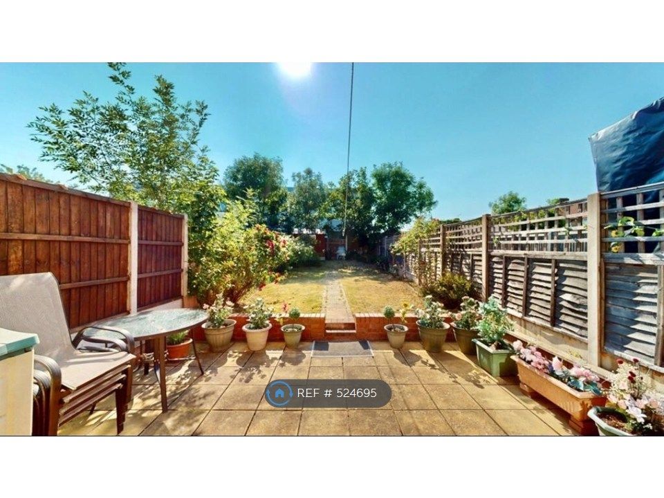 Property photo 3 of 12