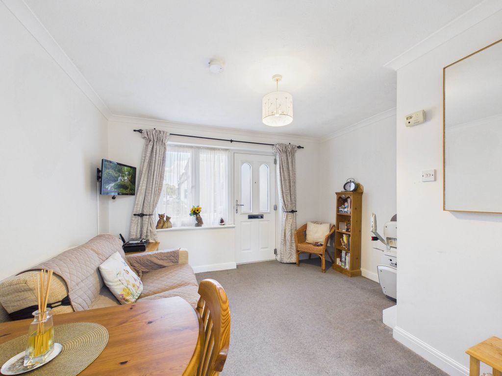 Property photo 2 of 7 Cam02536G0-Pr0157-Still002
