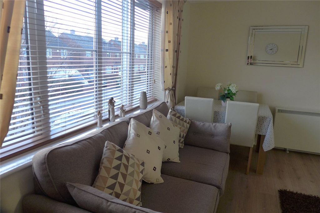 Property photo 1 of 8 Picture No. 06