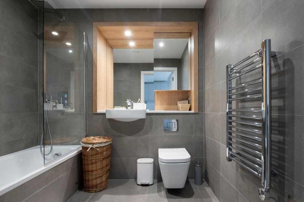 Property photo 2 of 29