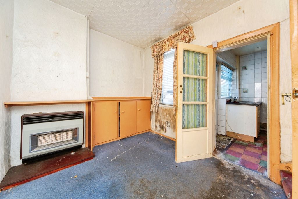 Property photo 3 of 20 Pbox-Img.Jpg