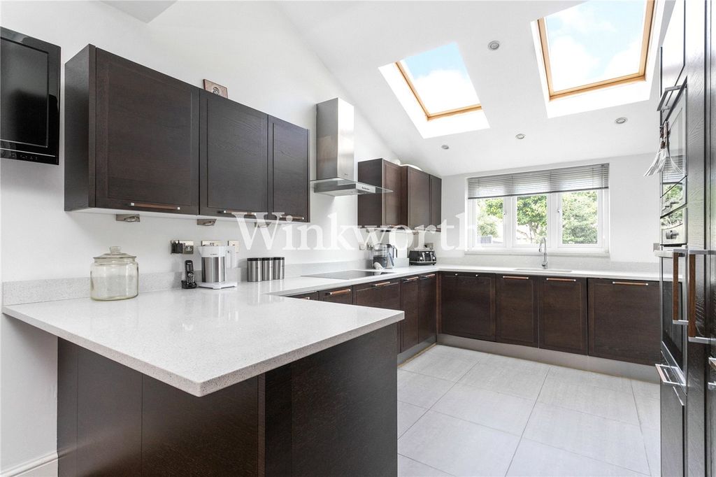 Property photo 3 of 13 Picture No. 03