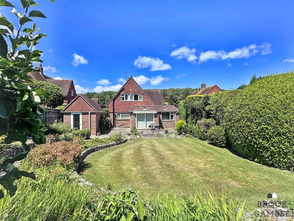 Property photo 1 of 30 01323 438506
