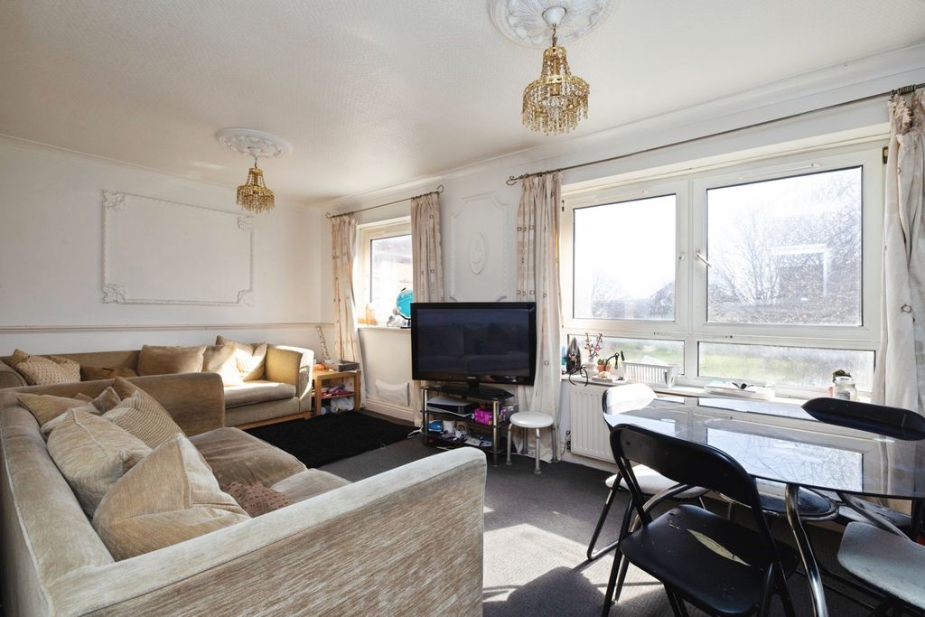 Property photo 2 of 15 Pbox-Img.Jpg