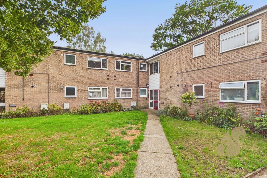 Property photo 1 of 13 Cam01659G0-Pr0594-Still017.Jpg