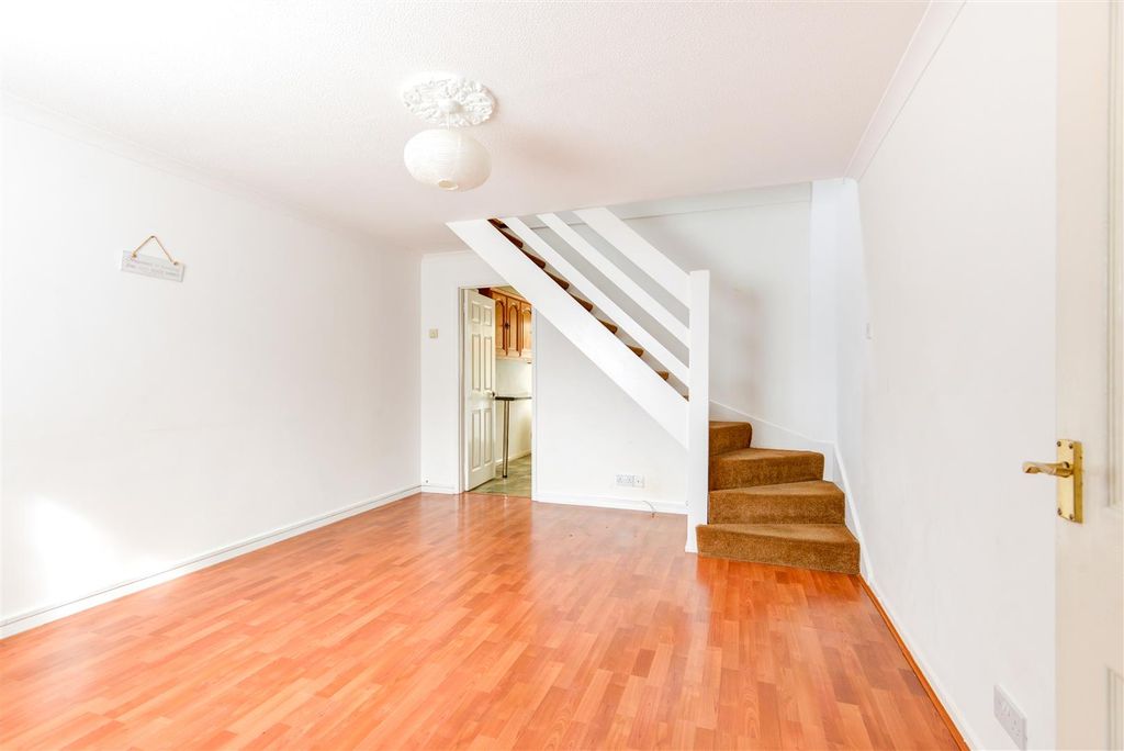 Property photo 2 of 10 Reception Room