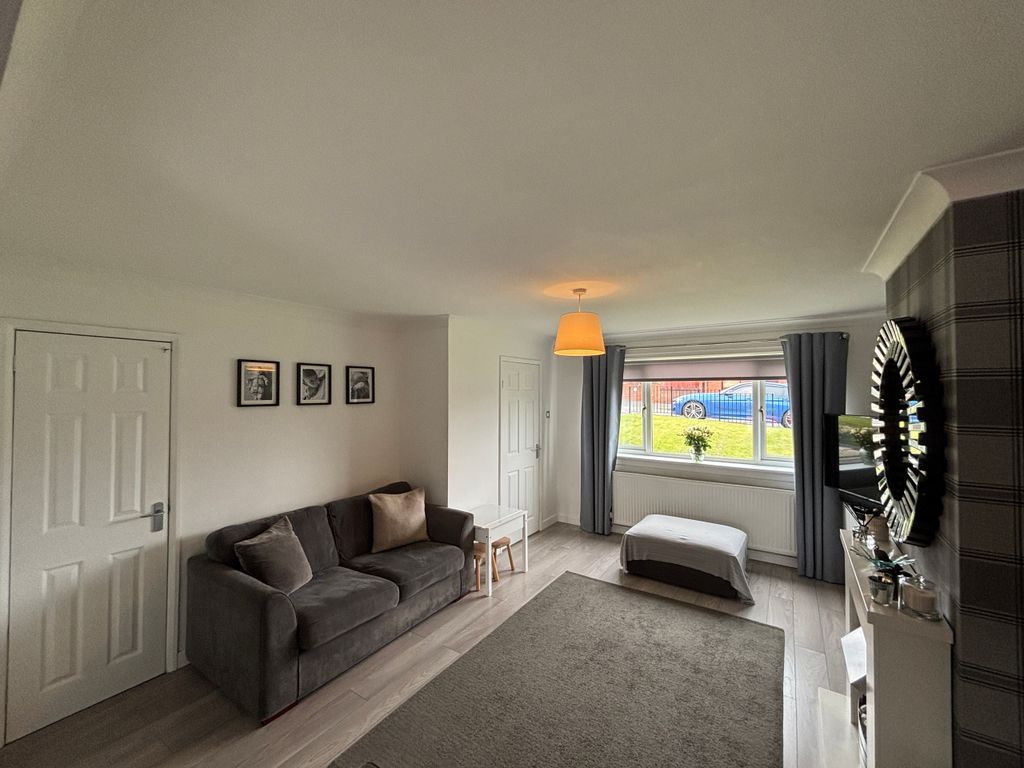 Property photo 3 of 17 3.Jpg