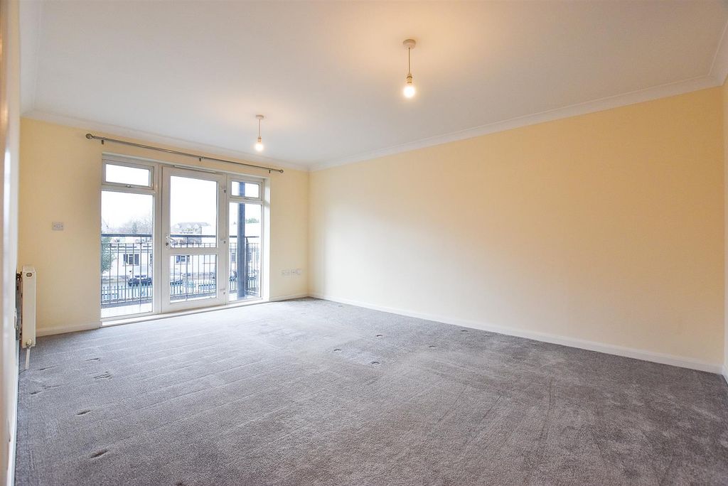 Property photo 2 of 10 Living Area.Jpg