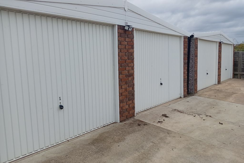 Property photo 1 of 1