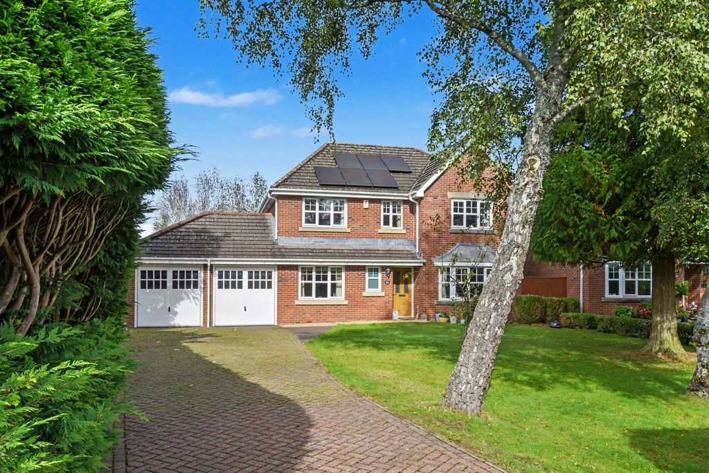 Property photo 1 of 39