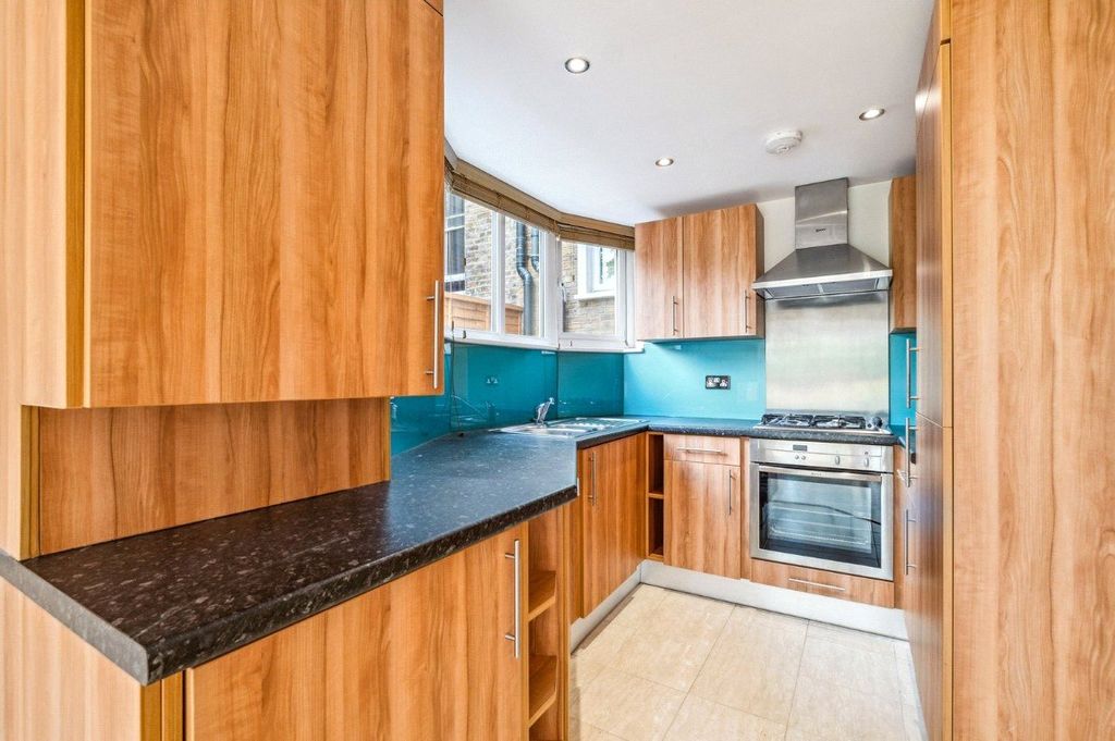 Property photo 2 of 7 Picture No. 06