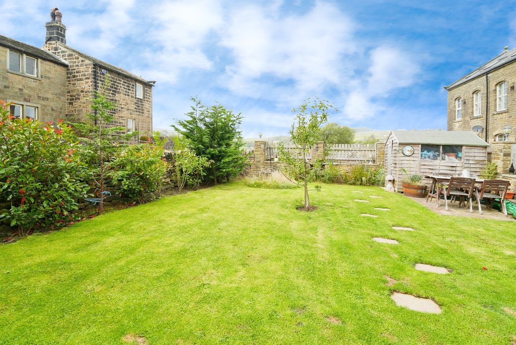 Property photo 3 of 16