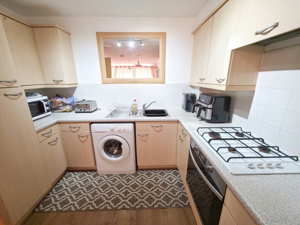 Property photo 2 of 12