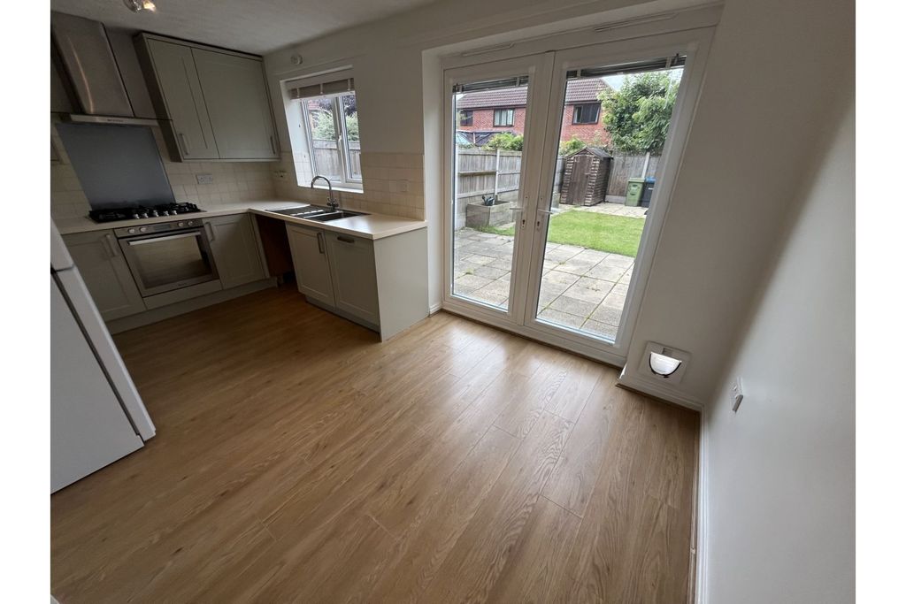 Property photo 1 of 28 Kitchen/Dining Room