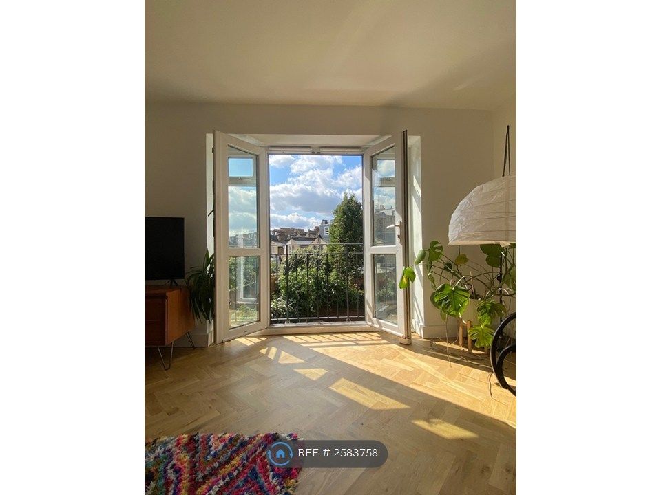 Property photo 1 of 19 South Facing Juliet Balcony