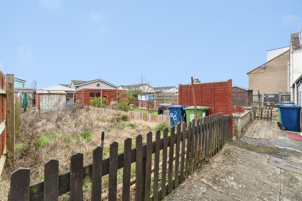 Property photo 3 of 15