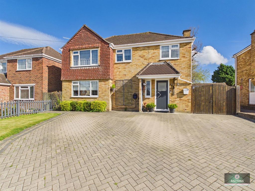 Property photo 1 of 24 Cam02067G0-Pr0248-Still023.Jpg