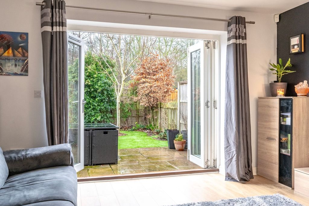 Property photo 3 of 19