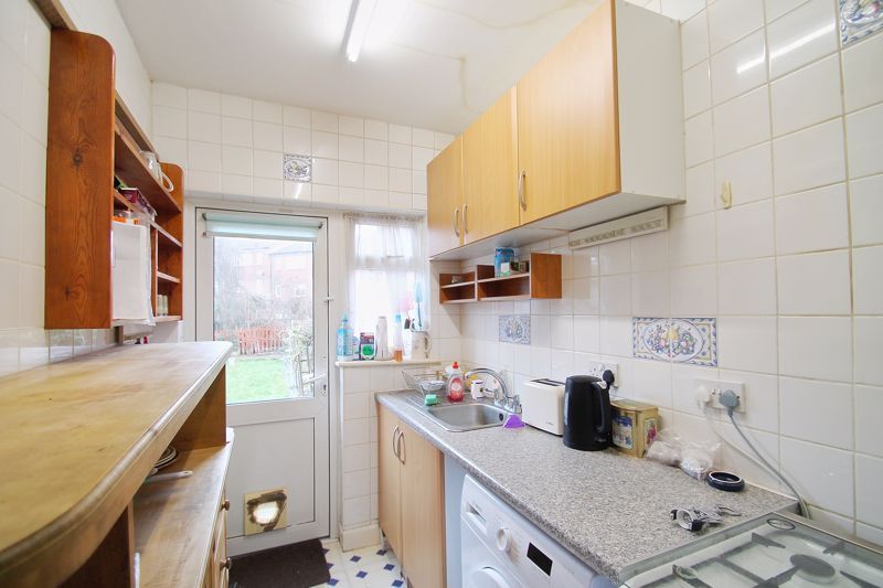Property photo 2 of 16 Photo 6