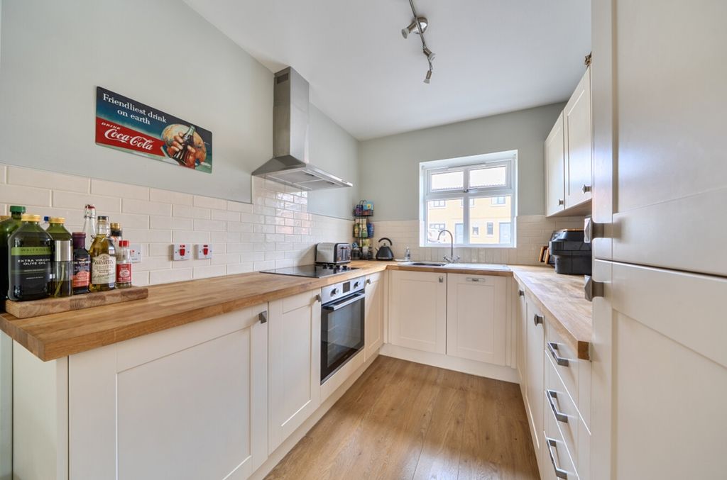 Property photo 2 of 11 1456993 (6)