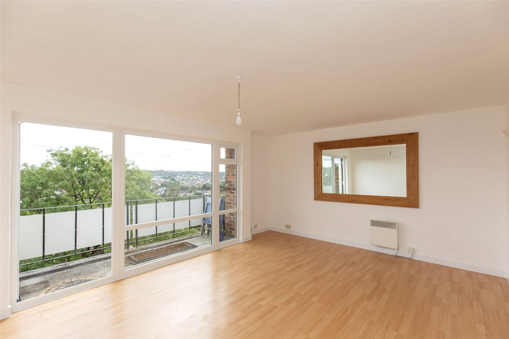 Property photo 2 of 20 Picture No. 07