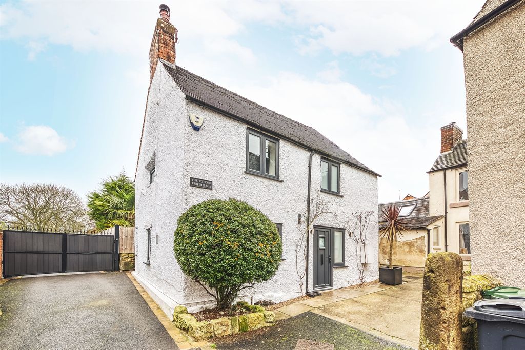 Property photo 1 of 29